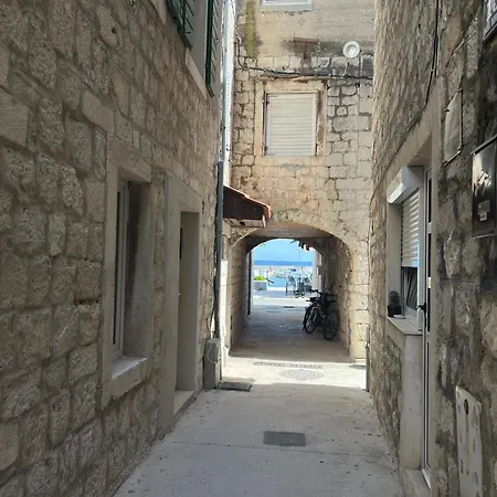 아파트 Lucijan Kaštela