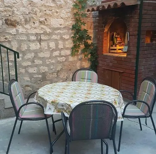 Lucijan Διαμέρισμα *