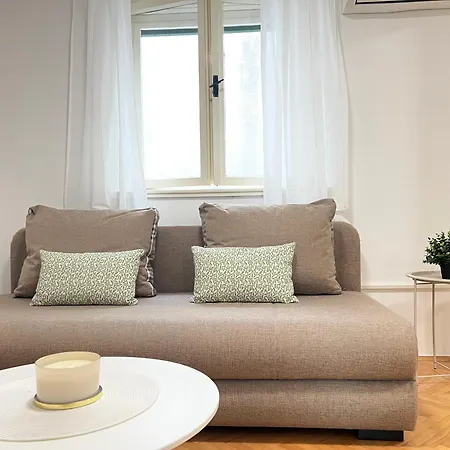Apartment Lucijan Kastela